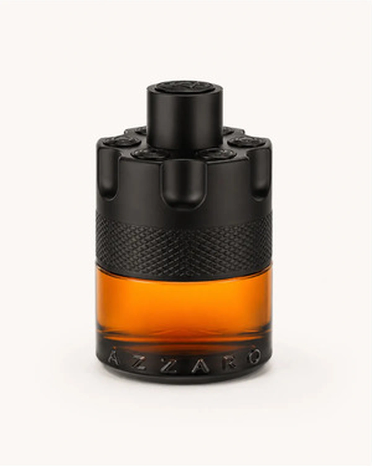 Frasco de Wanted Parfum de Azzaro, perfume diseñador hombre