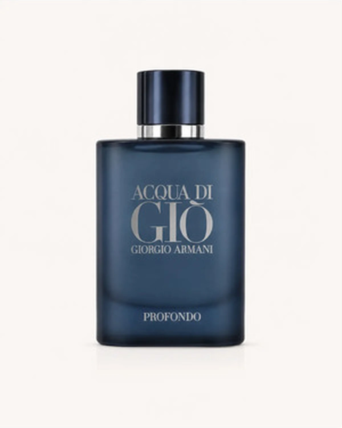 Frasco de Acqua di Gio Profondo de Giorgio Armani, perfume diseñador hombre